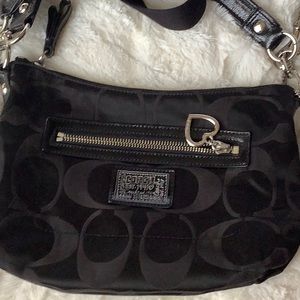 Small coach handbag